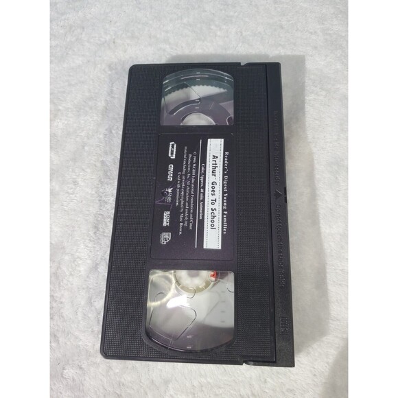 Arthur: Arthur Goes to School (VHS, 2001) - Picture 3 of 4
